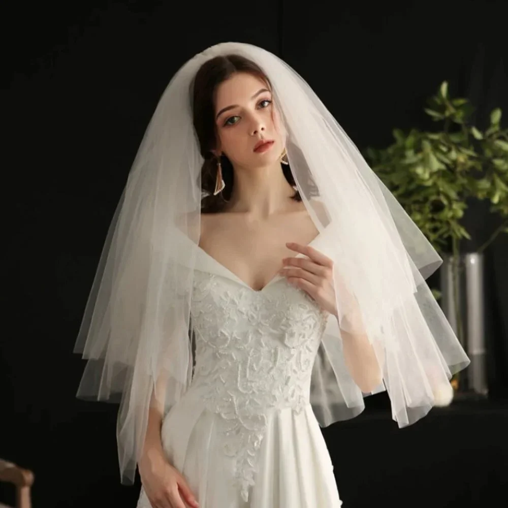 Wedding veil bridal elbow medium length layered simple white beautiful elegant